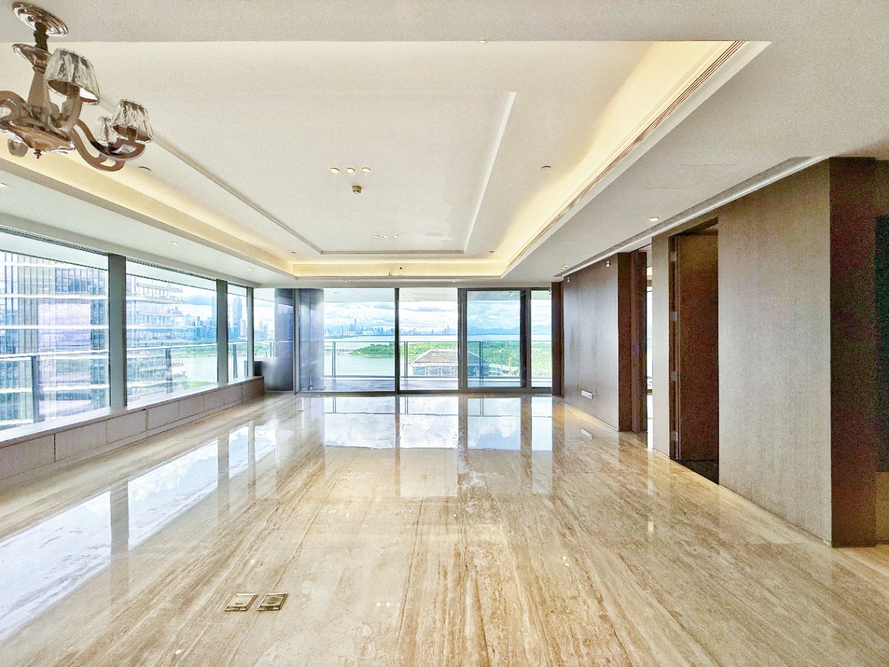 深圳湾1号 313平！